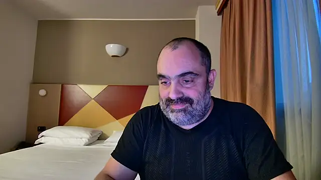 Snapshot of fuocovivo4 chatting on February 13, 2025, 5:01 pm fuocovivo4 online show from February 13, 2025, 5:01 pm