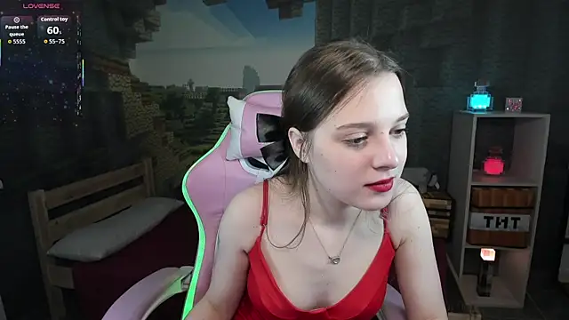 Snapshot of kaisajenner chatting on October 18, 2025, 12:12 am kaisajenner online show from October 18, 2025, 12:12 am