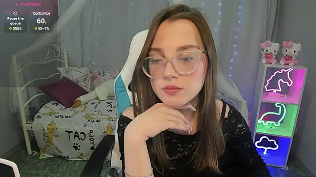 Snapshot of kaisajenner chatting on March 18, 2025, 7:12 pm kaisajenner online show from March 18, 2025, 7:12 pm