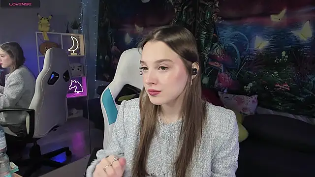 kaisajenner online show from February 8, 2026, 8:45 am