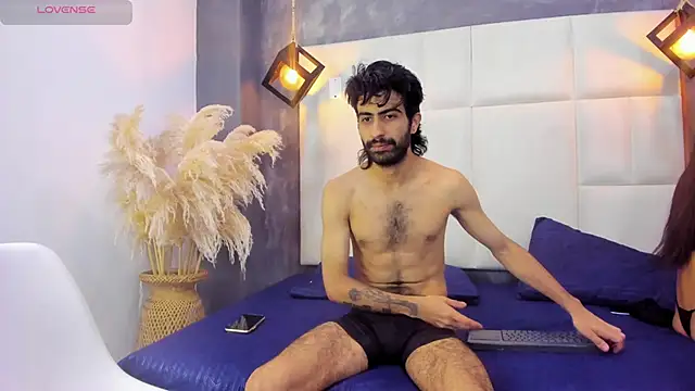 Snapshot of Arah_issaa chatting on October 30, 2025, 10:28 pm Arah issaa online show from October 30, 2025, 10:28 pm