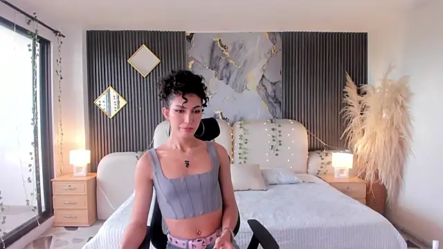 allicemackenzie online show from February 2, 2026, 3:22 pm