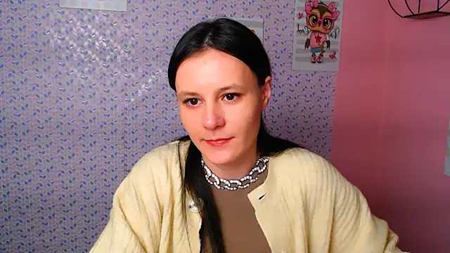 Snapshot of ValeriaHeart_ chatting on February 9, 2025, 8:32 am ValeriaHeart online show from February 9, 2025, 8:32 am
