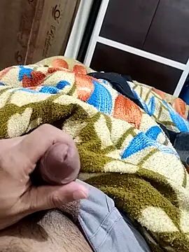 Hot funky boy online show from February 14, 2025, 9:10 pm