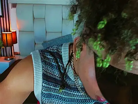 Snapshot of LihanJor_23 chatting on November 28, 2025, 1:00 pm LihanJor 23 online show from November 28, 2025, 1:00 pm