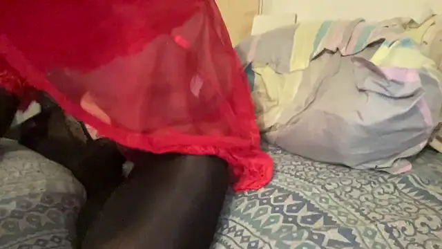 Snapshot of shineofcrazy chatting on October 28, 2025, 4:39 pm shineofcrazy online show from October 28, 2025, 4:39 pm