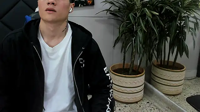 roan birkin online show from March 25, 2026, 7:35 pm