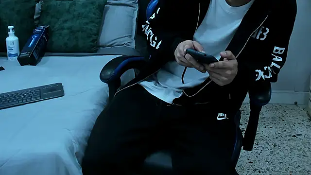 roan birkin online show from March 5, 2026, 7:21 pm