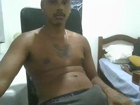 ONegodoce25 online show from May 16, 2026, 1:37 am