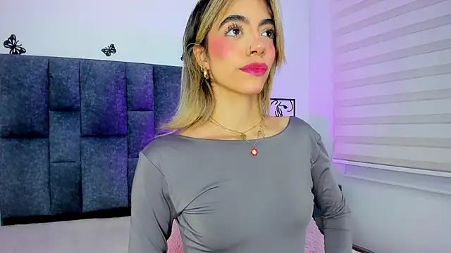 Violetta Ficher online show from February 2, 2026, 2:32 am