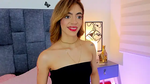 Violetta Ficher online show from May 24, 2026, 2:11 am
