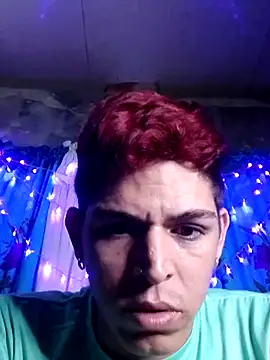 Snapshot of duquehotvoy chatting on February 18, 2025, 4:48 am duquehotvoy online show from February 18, 2025, 4:48 am