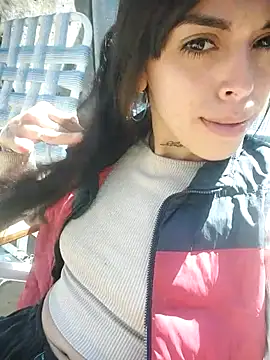 LAMISMALUCI online show from September 12, 2025, 3:34 pm