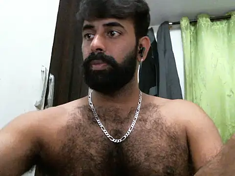 Snapshot of indianhairybull chatting on February 19, 2025, 1:17 pm indianhairybull online show from February 19, 2025, 1:17 pm