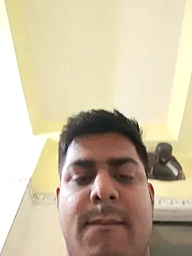 Snapshot of sethgamble000777 chatting on September 29, 2025, 11:32 pm sethgamble000777 online show from September 29, 2025, 11:32 pm