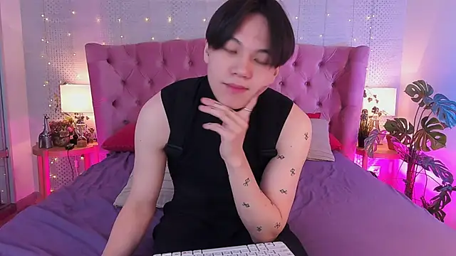 just gay  online show from March 8, 2025, 1:25 pm