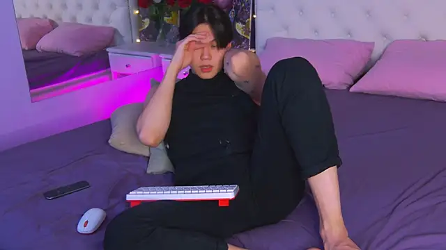 just gay  online show from March 8, 2025, 10:45 pm