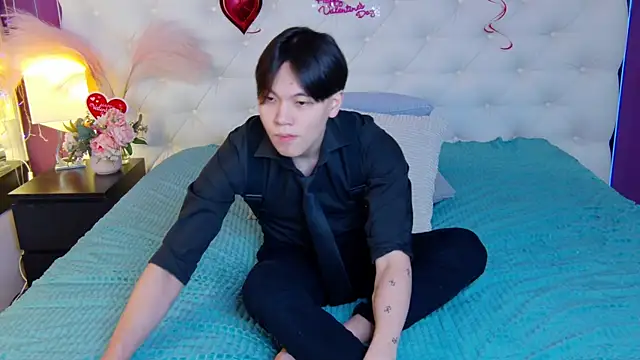 just gay  online show from February 19, 2025, 1:28 pm