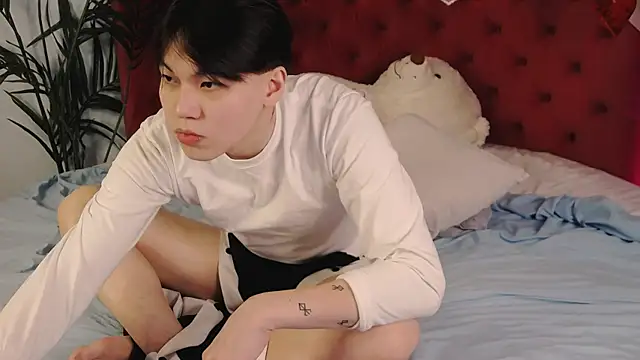 just gay  online show from February 15, 2025, 1:38 pm