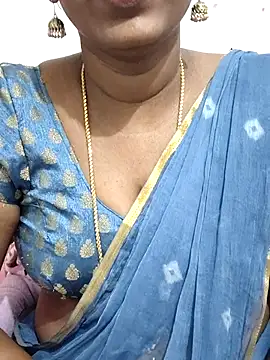 Snapshot of Tamil_Meera12 chatting on November 27, 2025, 11:16 pm Tamil Meera12 online show from November 27, 2025, 11:16 pm