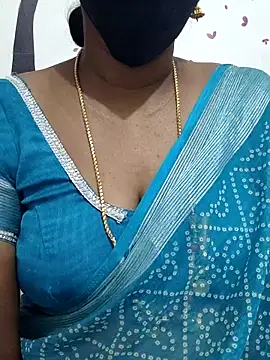 Snapshot of Tamil_Meera12 chatting on November 1, 2025, 6:57 pm Tamil Meera12 online show from November 1, 2025, 6:57 pm