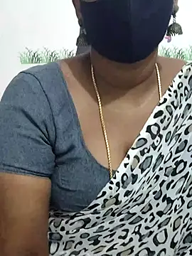 Snapshot of Tamil_Meera12 chatting on November 30, 2025, 11:33 am Tamil Meera12 online show from November 30, 2025, 11:33 am