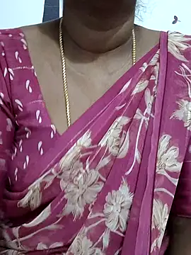 Snapshot of Tamil_Meera12 chatting on November 18, 2025, 7:11 am Tamil Meera12 online show from November 18, 2025, 7:11 am