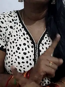 Snapshot of Tamil_Meera12 chatting on November 25, 2025, 12:05 pm Tamil Meera12 online show from November 25, 2025, 12:05 pm