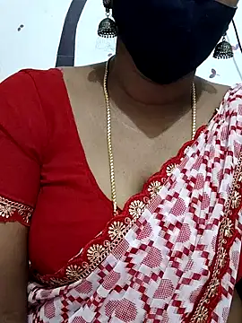 Snapshot of Tamil_Meera12 chatting on November 8, 2025, 5:05 pm Tamil Meera12 online show from November 8, 2025, 5:05 pm