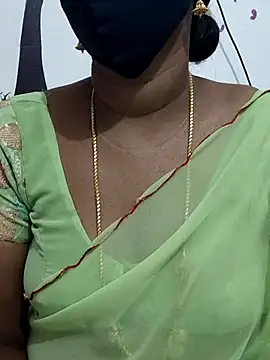 Snapshot of Tamil_Meera12 chatting on November 6, 2025, 6:50 am Tamil Meera12 online show from November 6, 2025, 6:50 am