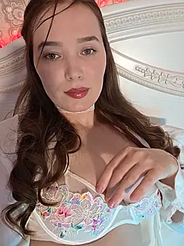 GoddessYanaMironova online show from July 5, 2026, 8:15 pm