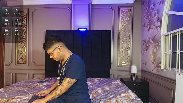 angel fetish  online show from February 27, 2025, 3:40 am