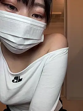 Snapshot of Rara__oo chatting on March 18, 2025, 7:44 am Rara oo online show from March 18, 2025, 7:44 am