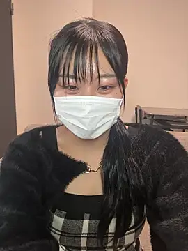 Snapshot of Rara__oo chatting on February 13, 2025, 4:43 am Rara oo online show from February 13, 2025, 4:43 am