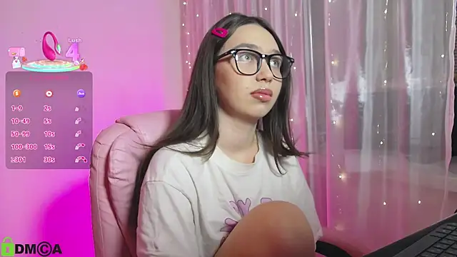 Snapshot of Arianahot777 chatting on September 20, 2025, 8:36 pm Arianahot777 online show from September 20, 2025, 8:36 pm