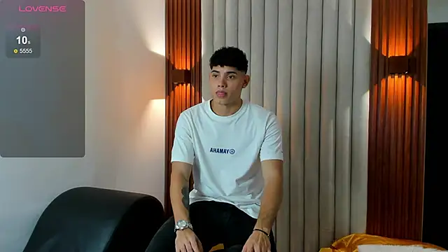 Justin mack online show from November 24, 2025, 7:03 pm