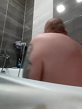 bouraktom6 online show from January 11, 2026, 2:24 pm