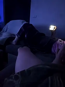 bouraktom6 online show from February 6, 2026, 6:26 pm