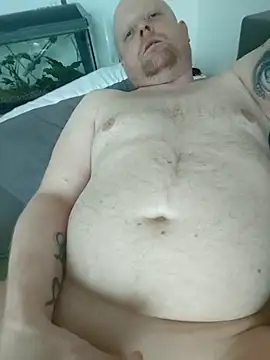 bouraktom6 online show from April 14, 2026, 5:23 am