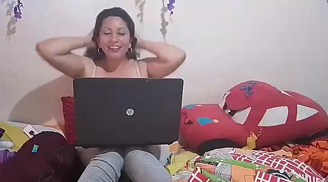 Snapshot of xxsexycutexxx chatting on February 18, 2025, 9:09 pm xxsexycutexxx online show from February 18, 2025, 9:09 pm