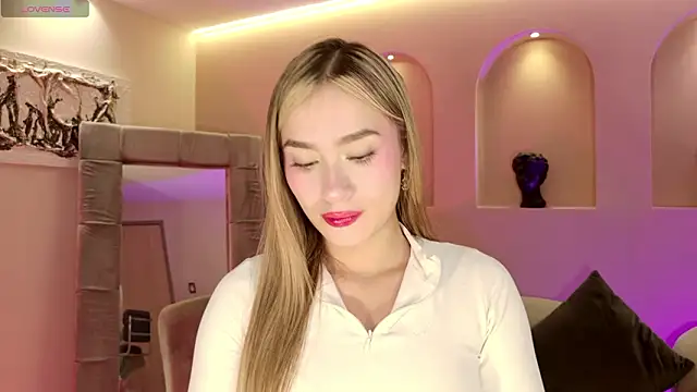 AmaiaHaywood online show from February 3, 2026, 6:22 am