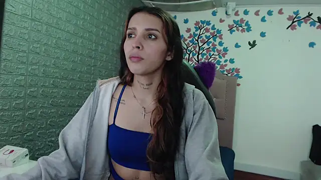 AngelaTurizo online show from November 1, 2025, 7:08 pm