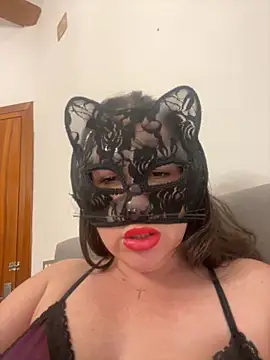 Snapshot of laarti chatting on November 28, 2025, 4:51 pm laarti online show from November 28, 2025, 4:51 pm