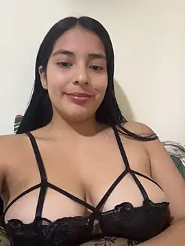 Snapshot of ariana_sweet87 chatting on December 21, 2025, 6:31 pm ariana sweet87 online show from December 21, 2025, 6:31 pm