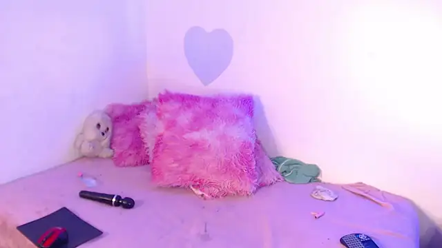 EstefyTabbo online show from September 21, 2025, 2:06 am