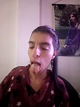 Snapshot of Ariell_Kieran chatting on September 30, 2025, 4:24 pm Ariell Kieran online show from September 30, 2025, 4:24 pm