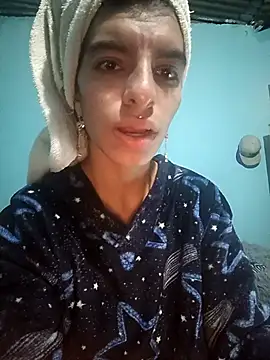 Snapshot of Ariell_Kieran chatting on November 30, 2025, 3:18 am Ariell Kieran online show from November 30, 2025, 3:18 am