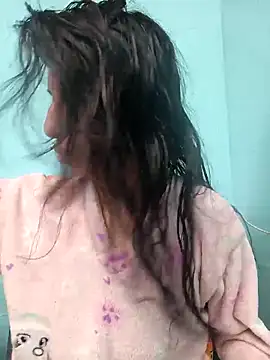 Snapshot of Ariell_Kieran chatting on September 8, 2025, 6:40 pm Ariell Kieran online show from September 8, 2025, 6:40 pm