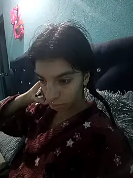 Snapshot of Ariell_Kieran chatting on November 5, 2025, 3:09 am Ariell Kieran online show from November 5, 2025, 3:09 am