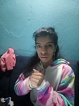 Snapshot of Ariell_Kieran chatting on November 14, 2025, 12:14 am Ariell Kieran online show from November 14, 2025, 12:14 am